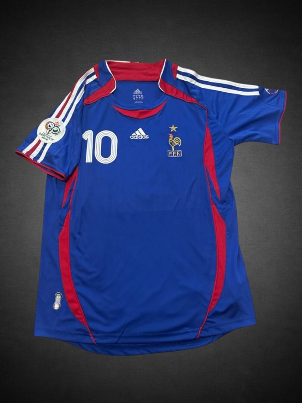 2006 FIFA WORLD CUP France home kit. Zinedine Zidane soccer football jersey.
